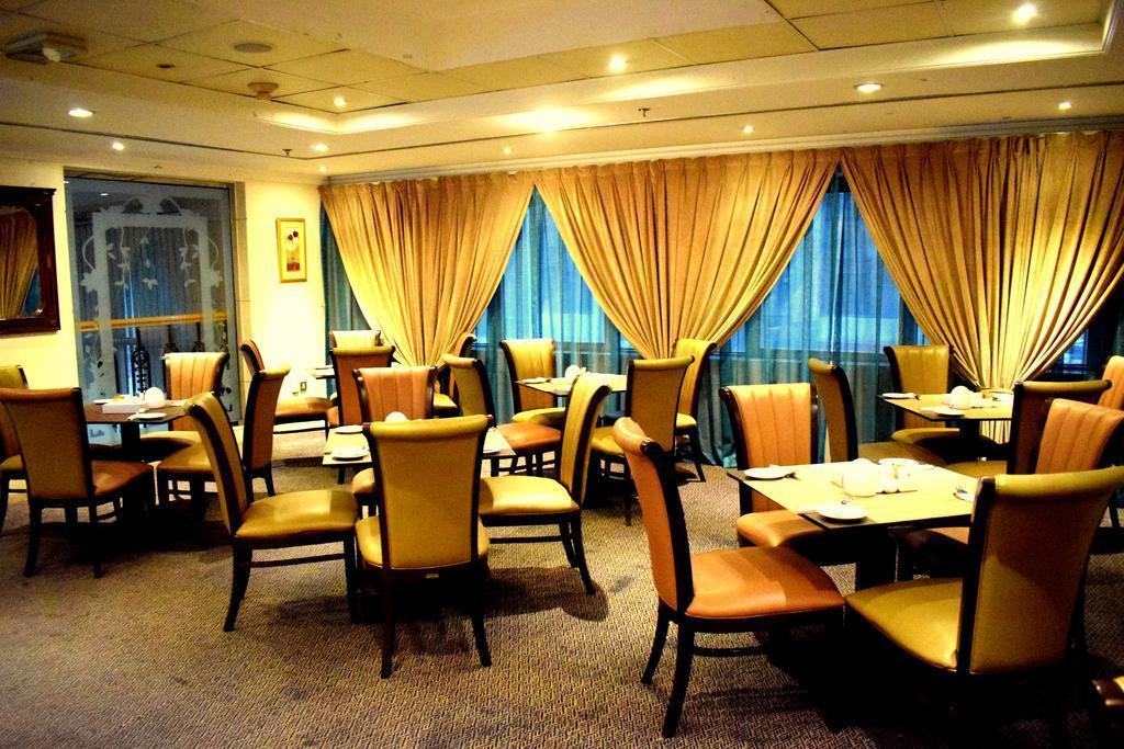Hotel Nejoum Al Emarat Šardžá Exteriér fotografie